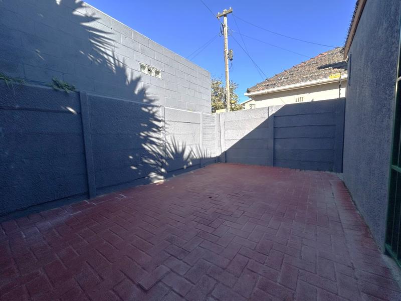2 Bedroom Property for Sale in Parow Western Cape
